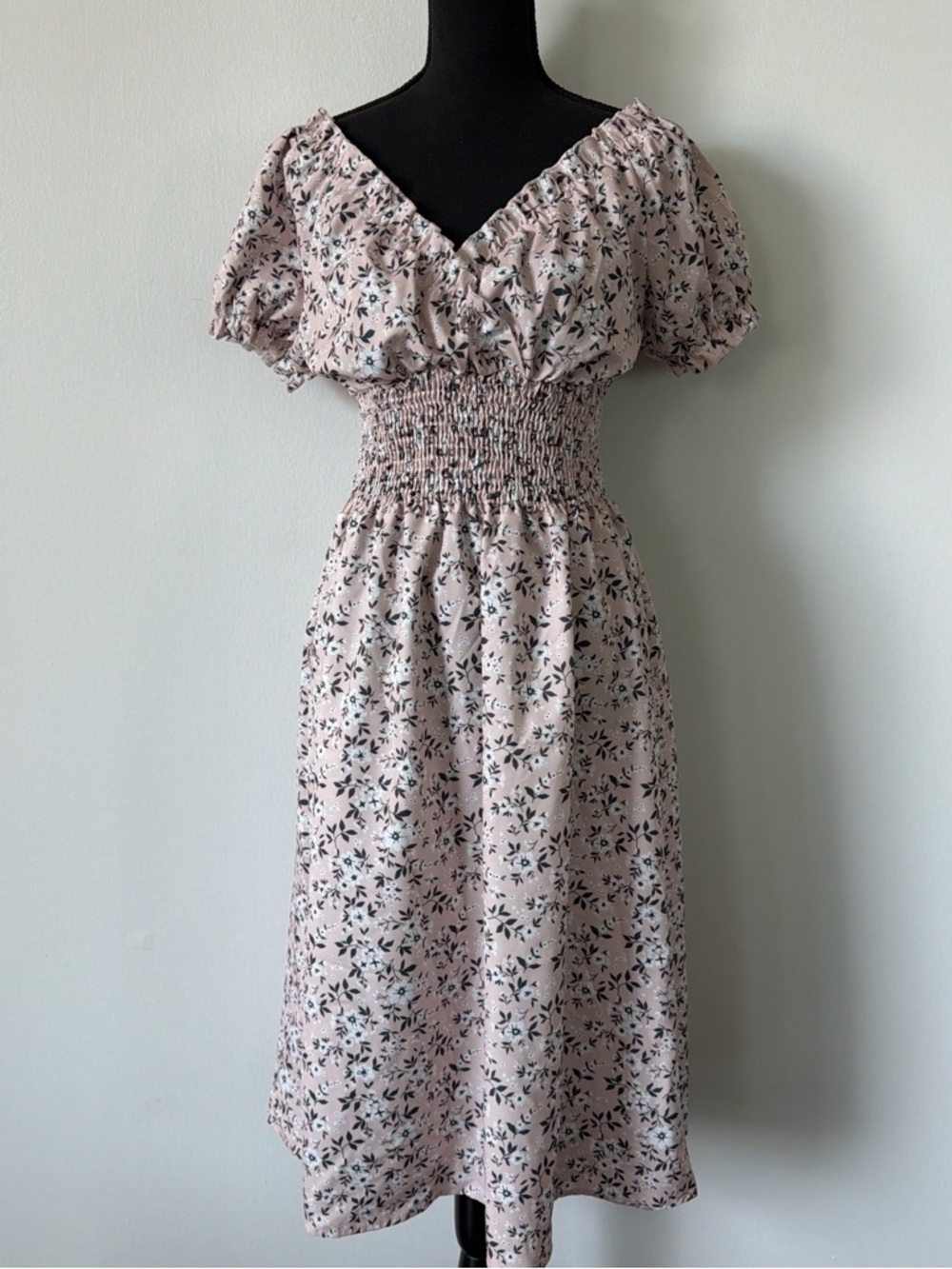 Smocked Waist Puff Sleeve Midi Dress in Blush Floral